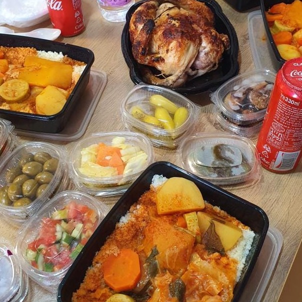 אוכל מזרחי אותנטי