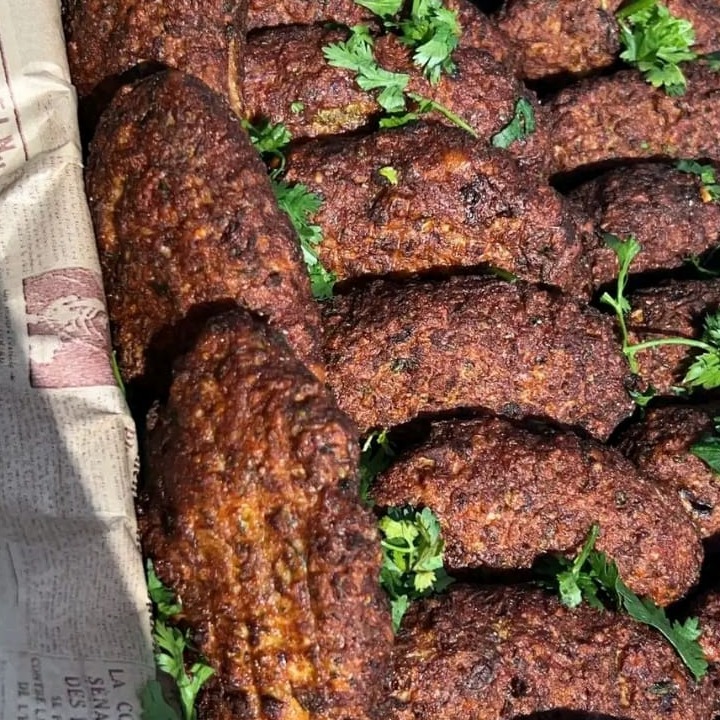 עוף בגריל משלוחים ,קציצות טוניסיאות